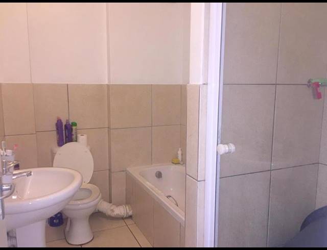 1 BEDROOM PROPERTY TO RENT IN KENSINGTON